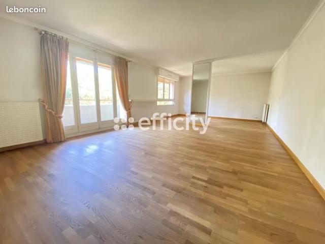 Appartement 5 pièces 104 m²