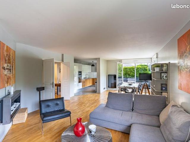 Appartement 5 pièces 104 m²