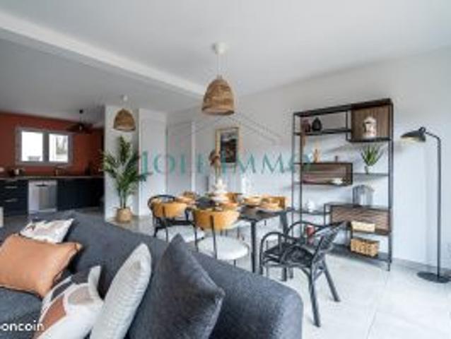Appartement 5 pièces 104 m²