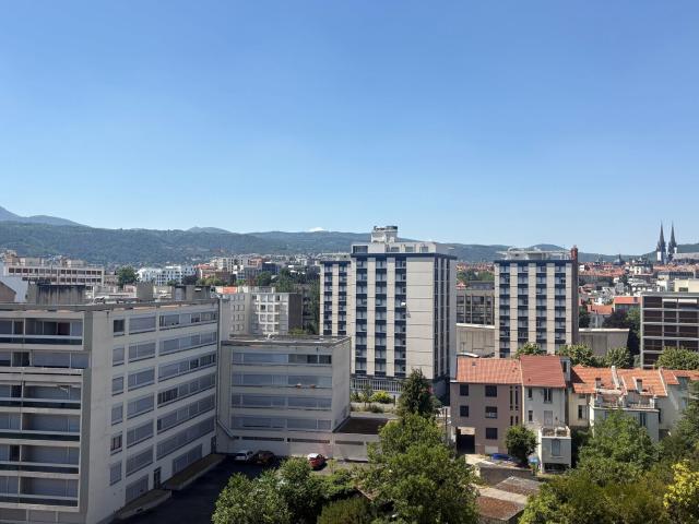 Appartement 5 pièces, 104 m² à louer à Clermont Ferrand 63000