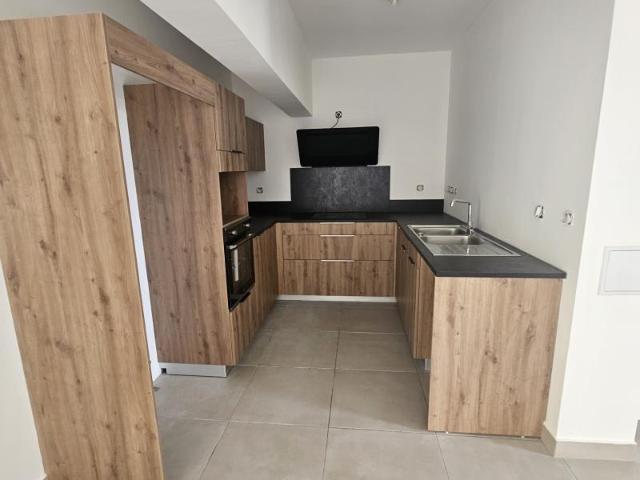 Appartement 5 pièces, 104 m² à louer à Saint André 97440