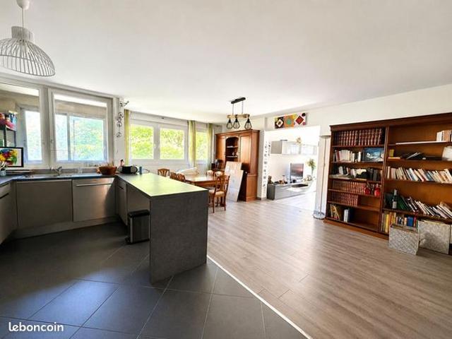 Appartement 5 pièces 105 m²