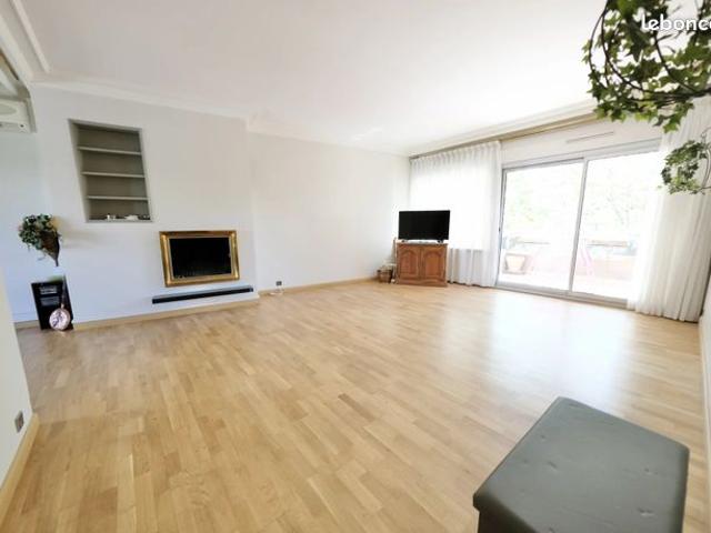 Appartement 5 pièces 105 m²