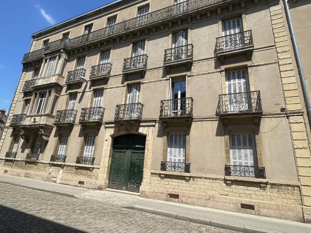 Appartement 5 pièces 105 m²