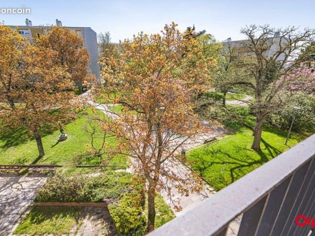 Appartement 5 pièces 105 m²