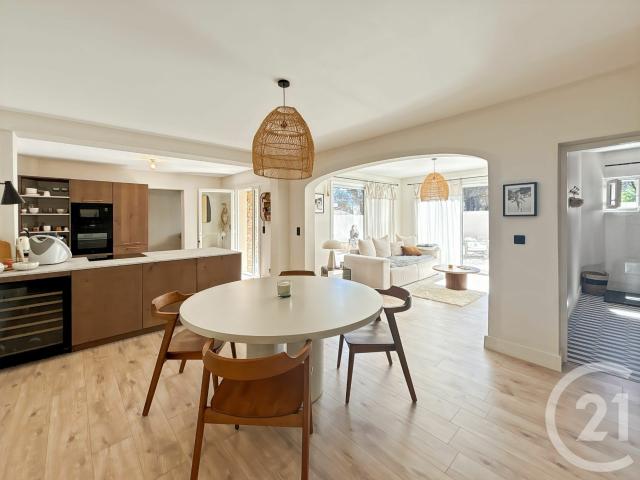 Appartement 5 pièces 106 m²