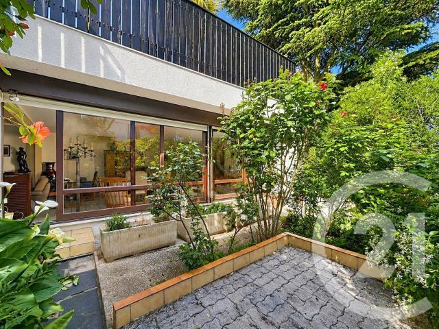 Appartement 5 pièces 106 m²