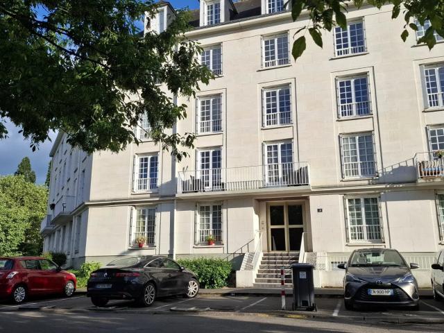 Appartement 5 pièces 106 m²