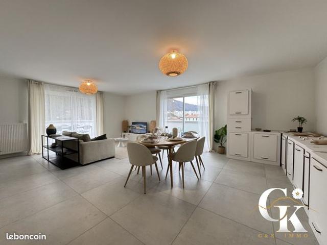 Appartement 5 pièces 106 m²