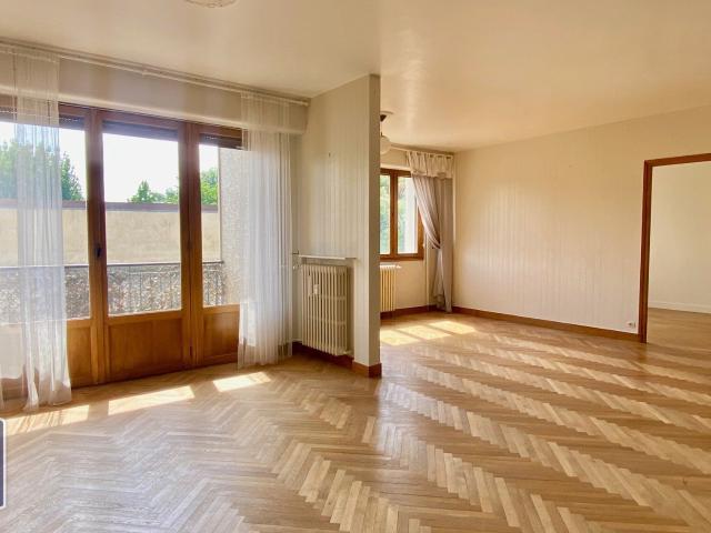 Appartement 5 pièces 107 m²