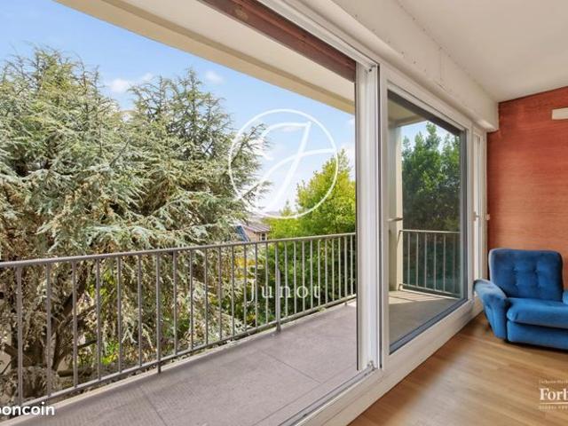 Appartement 5 pièces 107 m²