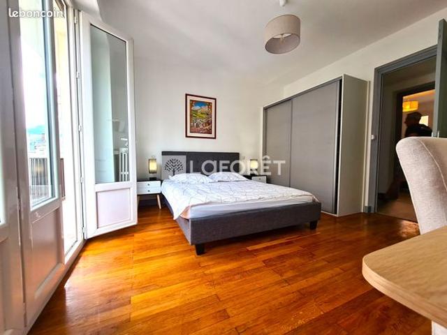 Appartement 5 pièces 107 m²