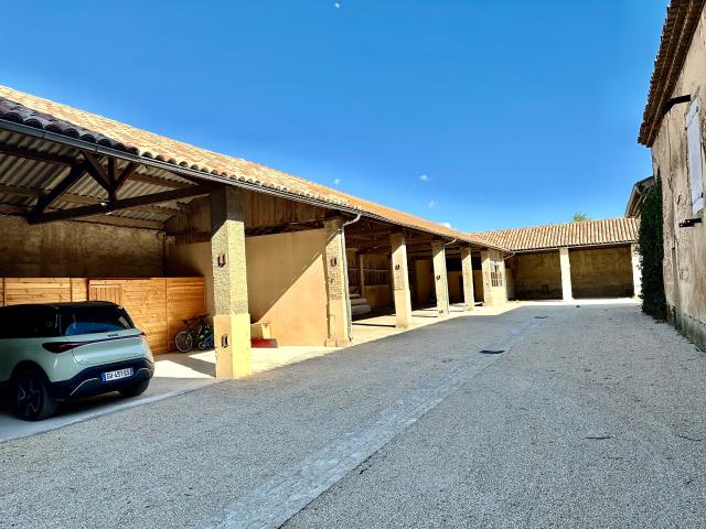 Appartement 5 pièces, 107 m² à louer à Meyrargues 13650