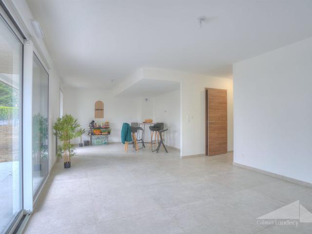 Appartement 5 pièces à vendre Divonne les Bains 108m² Divonne les Bains