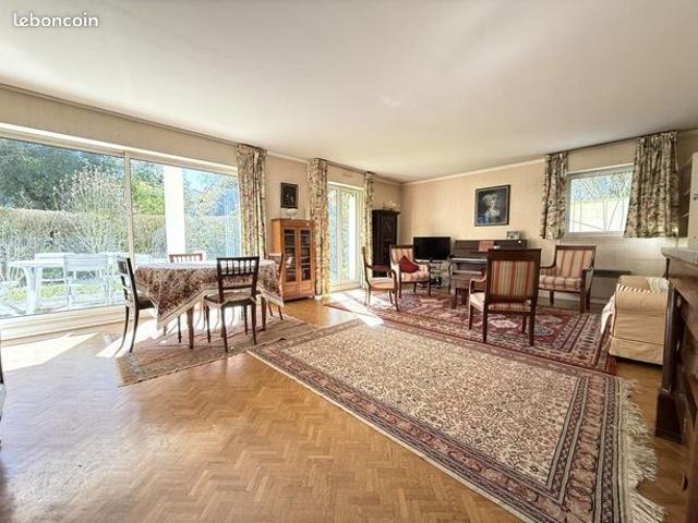 Appartement 6 pièces 108 m²
