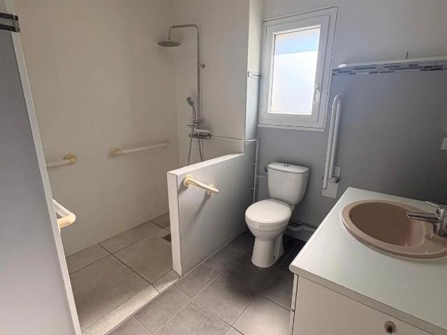 Appartement 5 pièces, 108 m² à louer à Guilherand Granges 07500