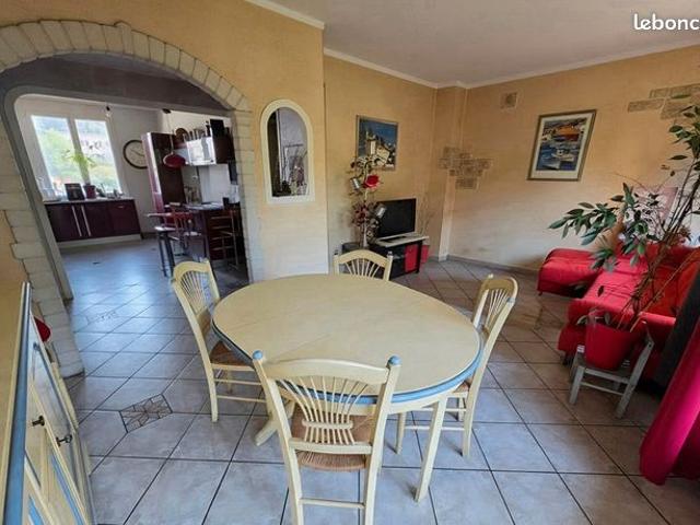 Appartement 5 pièces 109 m²