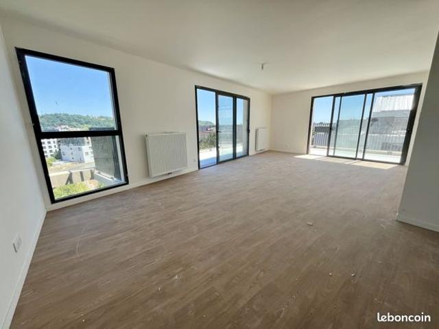 Appartement 5 pièces 111 m²