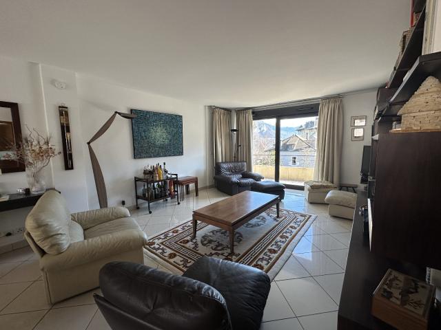 Appartement 5 pièces 111 m²