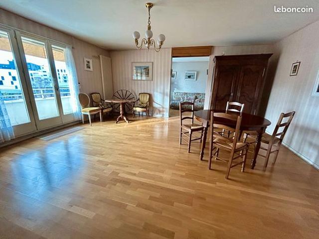 Appartement 5 pièces 111 m²
