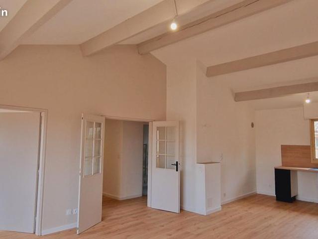 Appartement 5 pièces 111 m²