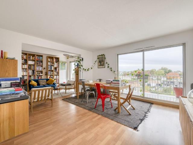 Appartement 5 pièces, 112 m² à louer à Bordeaux 33000