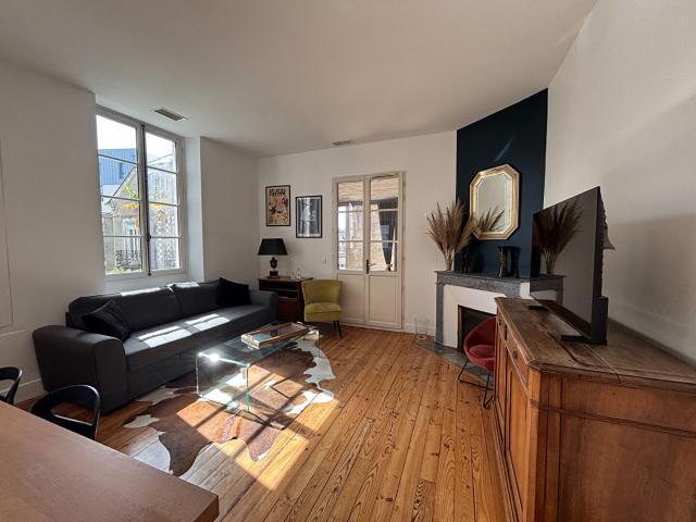 Appartement 5 pièces, 114 m² à louer à Pau 64000