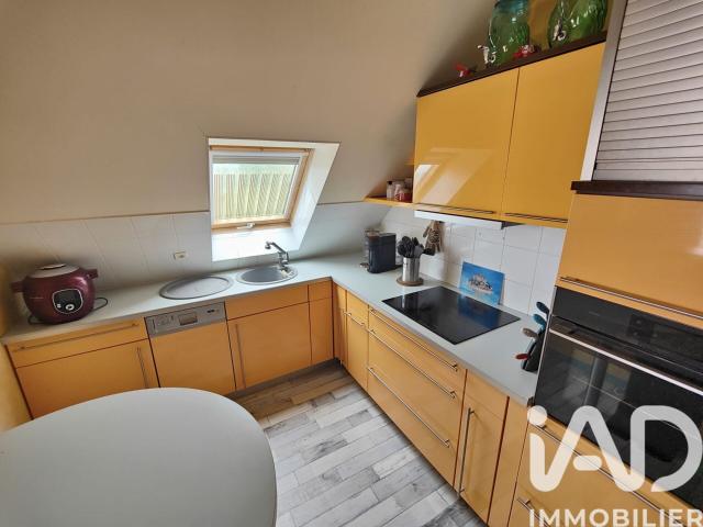Appartement 5 pièces, 116 m² à louer à Ballan Miré 37510