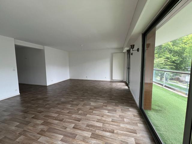 Appartement 5 pièces – 116 m² environ à Rennes Bourg L'Evêque ref: HG70127