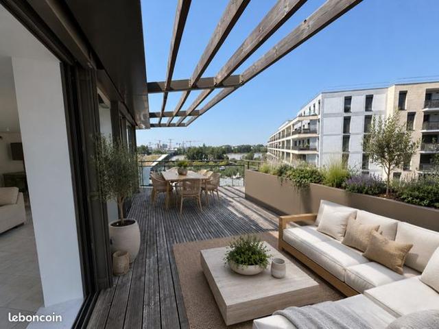 Appartement 5 pièces 116m2 Terrasse & Parkings