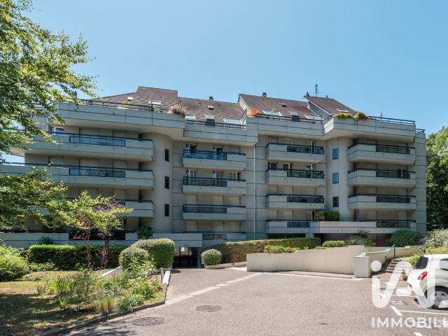 Appartement 5 pièces, 118 m² à louer à Meylan 38240