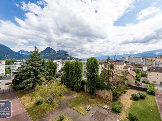 Appartement 5 pièces 120 m²