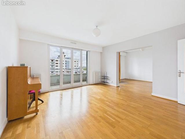 Appartement 5 pièces 121 m²
