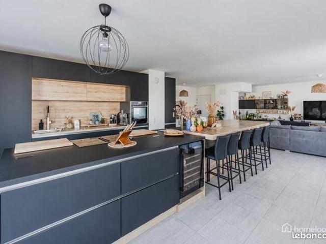 Appartement 5 pièces 121 m²