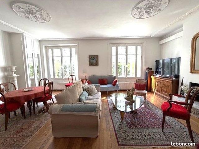 Appartement 5 pièces 121 m²