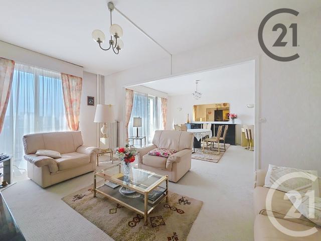 Appartement 5 pièces 121 m²