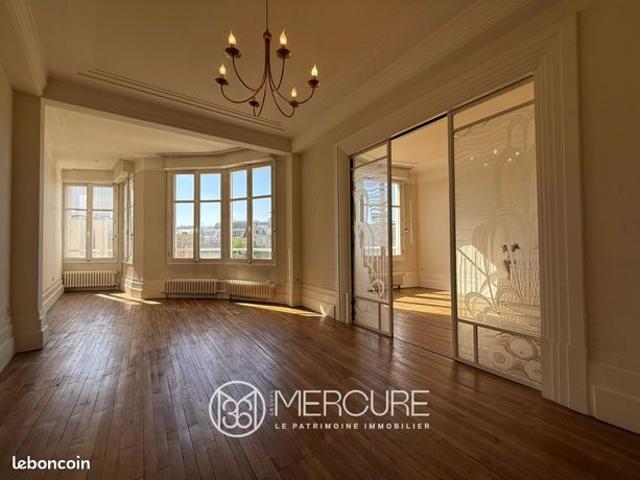 Appartement 5 pièces 121 m²