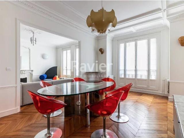 Appartement 5 pièces, 121 m² à louer à Paris 17 75017