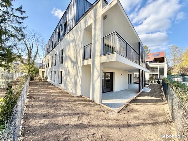 Appartement 5 pièces 122 m²
