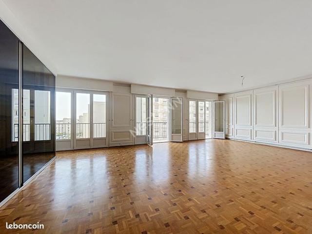 Appartement 5 pièces 122 m²