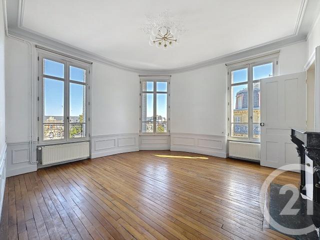 Appartement 5 pièces 123 m²
