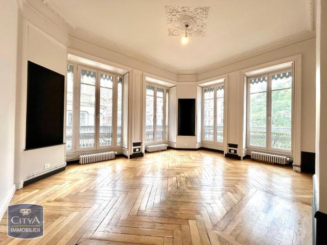 Appartement 5 pièces 125 m²
