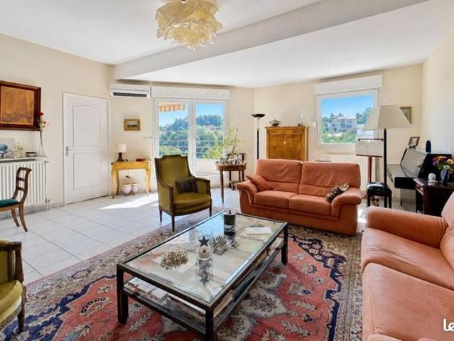 Appartement 5 pièces 125 m²