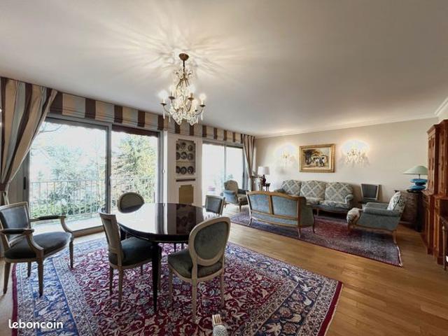 Appartement 5 pièces 126 m²