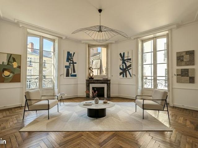 Appartement 5 pièces 126 m²