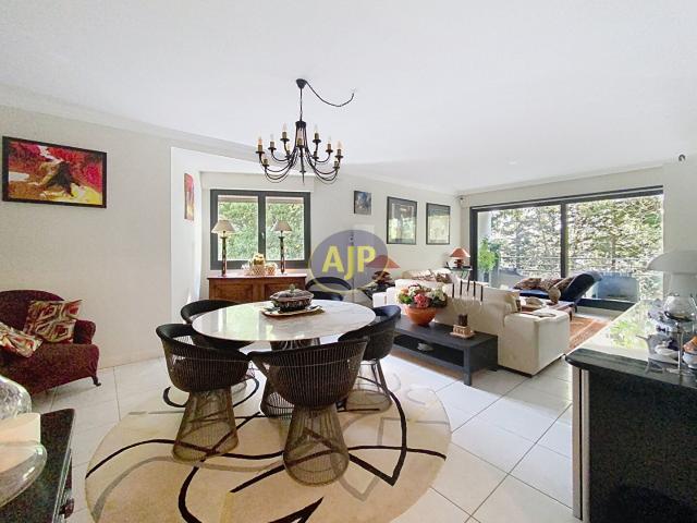 Appartement 5 pièces 127 m²