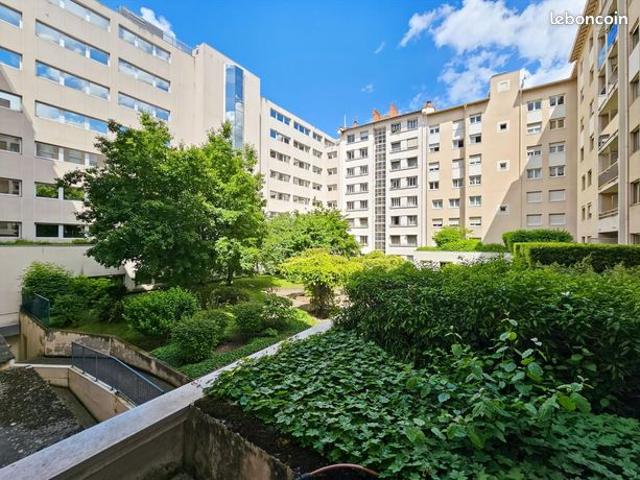 Appartement 5 pièces 128 m²