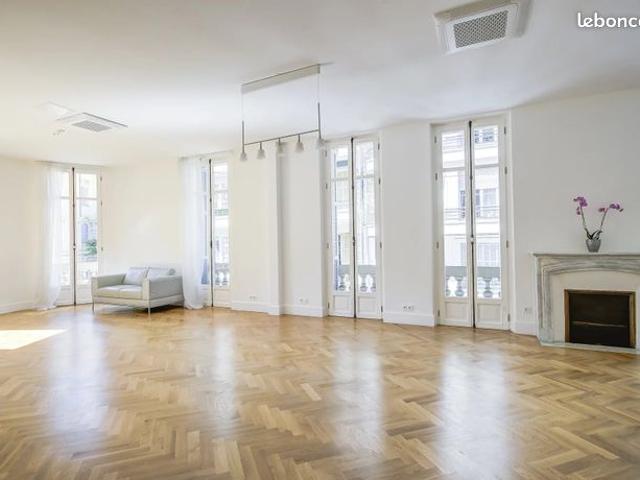 Appartement 5 pièces 129 m²