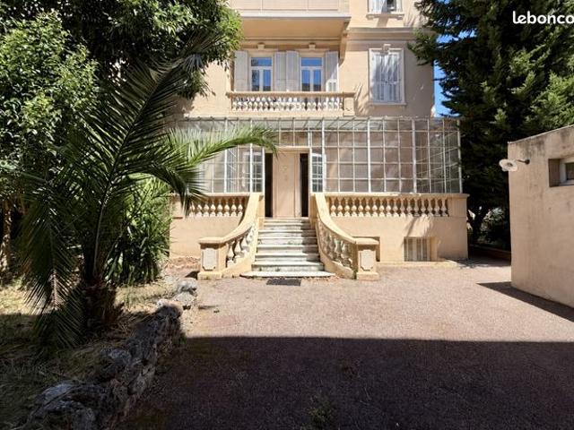 Appartement 5 pièces 129 m²