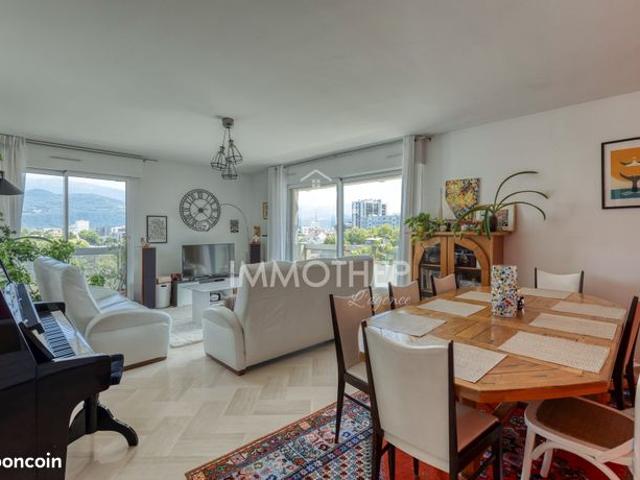 Appartement 5 pièces 130 m²